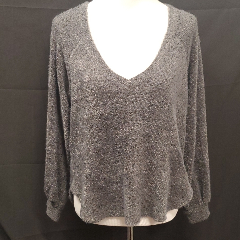 Urban Outfitters V-Neck Sweater SZ XS